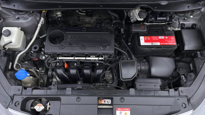 KIA SPORTAGE-Engine Bonet View