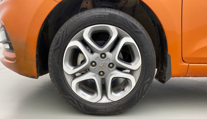 2019 Hyundai Elite i20 1.2 SPORTZ PLUS DUAL TONE VTVT, Petrol, Manual, 10,203 km, Left Front Wheel