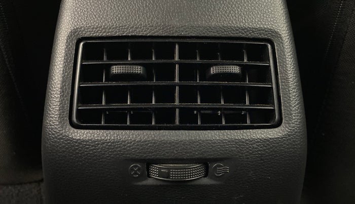 2019 Hyundai Elite i20 1.2 SPORTZ PLUS DUAL TONE VTVT, Petrol, Manual, 10,203 km, Rear AC Vents