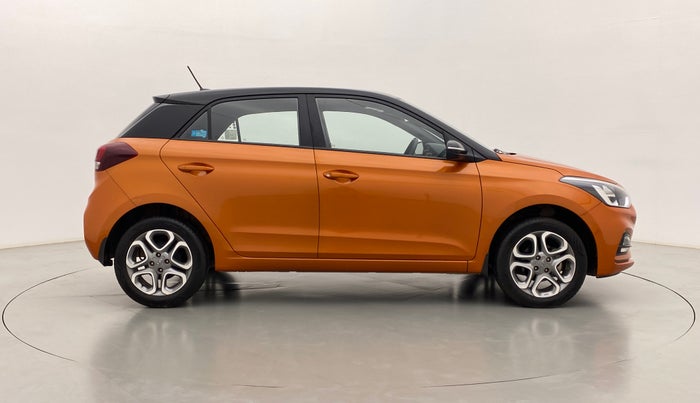 2019 Hyundai Elite i20 1.2 SPORTZ PLUS DUAL TONE VTVT, Petrol, Manual, 10,203 km, Right Side View