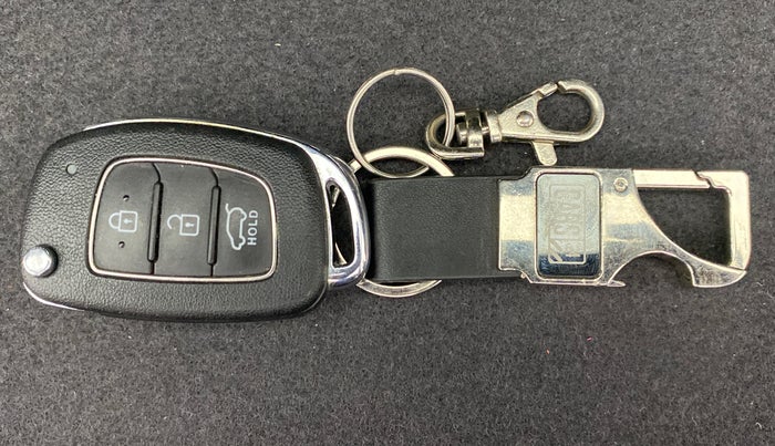 2019 Hyundai Elite i20 1.2 SPORTZ PLUS DUAL TONE VTVT, Petrol, Manual, 10,203 km, Key Close Up