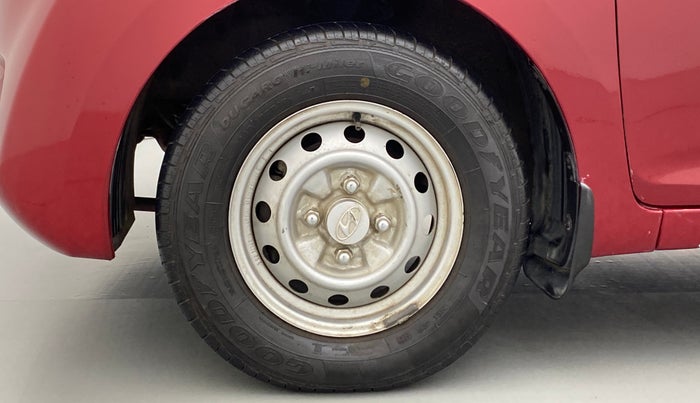 2015 Hyundai Eon D LITE PLUS, Petrol, Manual, 12,058 km, Left Front Wheel