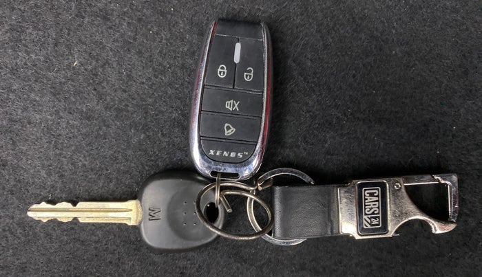 2015 Hyundai Eon D LITE PLUS, Petrol, Manual, 12,058 km, Key Close Up