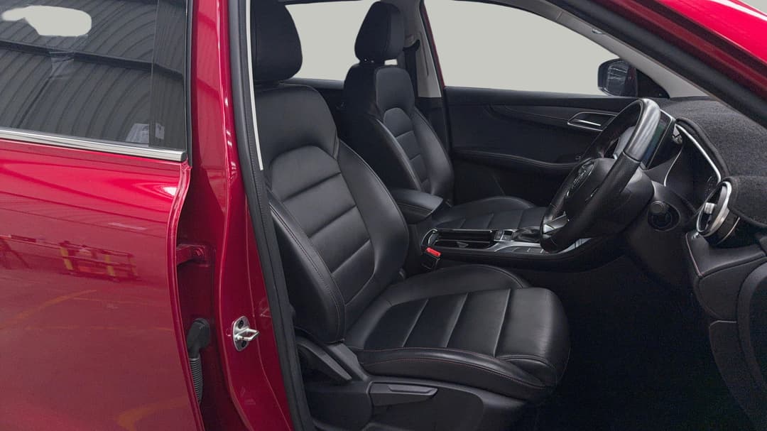 2019 MG HS Vibe, Automatic, 50784 km, Right Side Front Door Cabin View