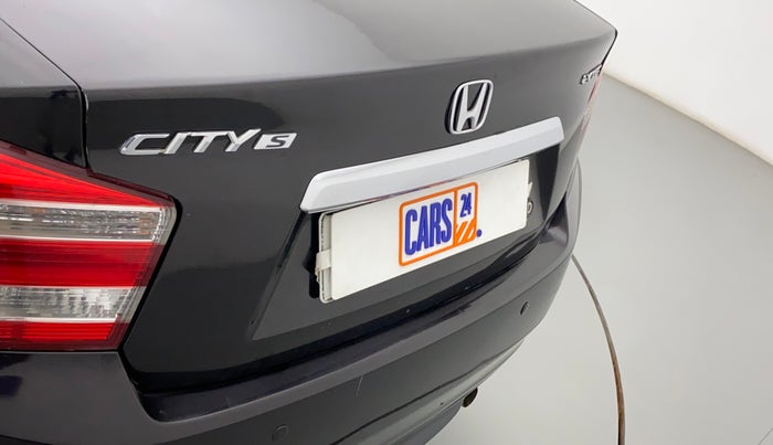 2012 Honda City 1.5L I-VTEC S MT, Petrol, Manual, 1,02,854 km, Dicky (Boot door) - Slightly dented