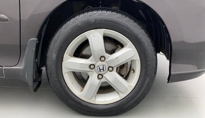 2012 Honda City 1.5L I-VTEC S MT, Petrol, Manual, 1,02,854 km, Right Front Wheel