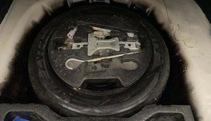 2015 Maruti Ciaz VXI+, Petrol, Manual, 76,278 km, Spare Tyre