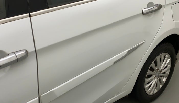2015 Maruti Ciaz VXI+, Petrol, Manual, 76,278 km, Rear left door - Paint has faded