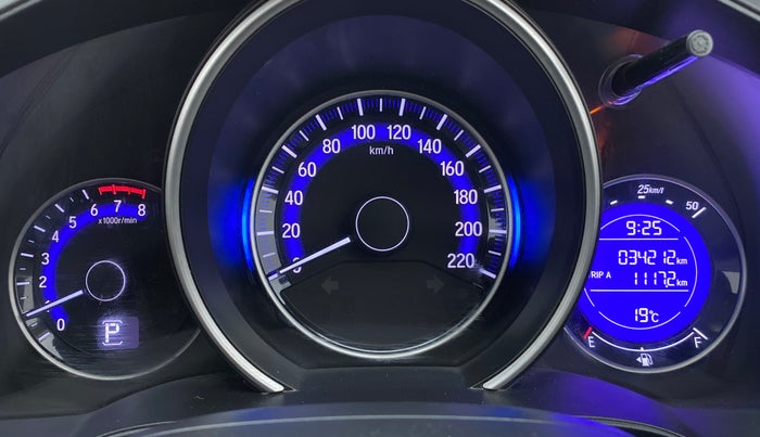 2017 Honda Jazz 1.2 V AT, Petrol, Automatic, 34,337 km, Odometer Image