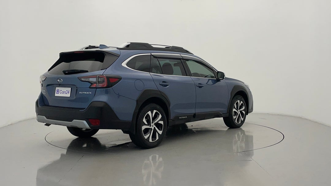 Right Back Diagonal (45- Degree) View