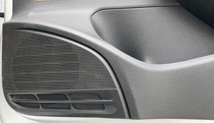 2018 Volkswagen Ameo HIGHLINE PLUS 1.0L 16 ALLOY, Petrol, Manual, 28,153 km, Speaker