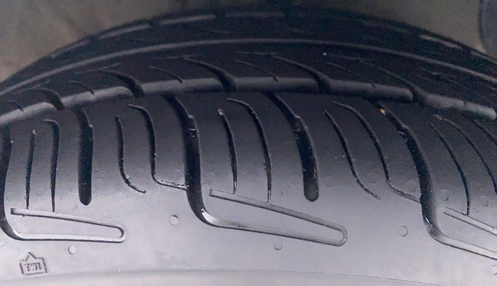 2019 Hyundai Grand i10 SPORTZ 1.2 KAPPA VTVT, Petrol, Manual, 36,495 km, Right Front Tyre Tread