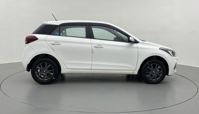2019 Hyundai Elite i20 1.2 SPORTS PLUS VTVT, Petrol, Manual, 17,126 km, Right Side View
