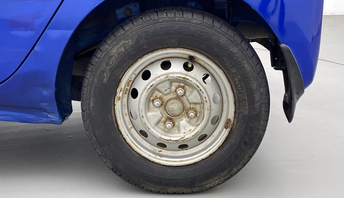 2013 Hyundai Eon ERA PLUS, Petrol, Manual, 47,424 km, Left Rear Wheel