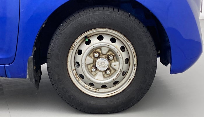 2013 Hyundai Eon ERA PLUS, Petrol, Manual, 47,424 km, Right Front Wheel