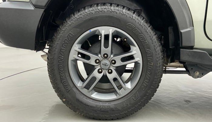 2021 Mahindra Thar LX D 4*4 MT HT, Diesel, Manual, 1,438 km, Right Rear Wheel