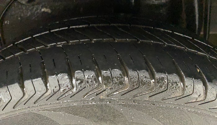 2018 Maruti Celerio VXI (O) CNG, CNG, Manual, 1,04,757 km, Left Rear Tyre Tread
