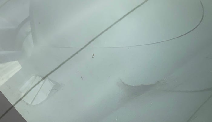 2018 Maruti Celerio VXI (O) CNG, CNG, Manual, 1,04,757 km, Front windshield - Minor spot on windshield