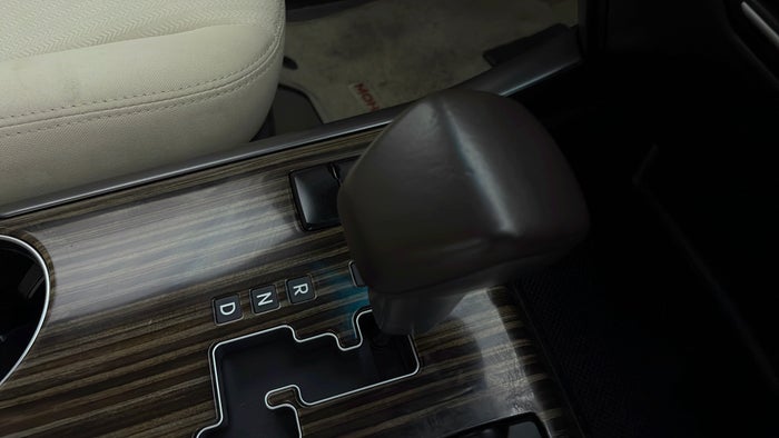 KIA MOHAVE-Gear lever Knob Scratch
