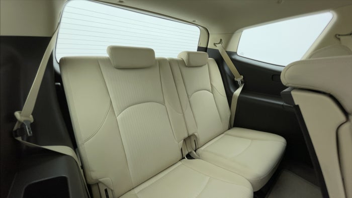 KIA MOHAVE-Third Seat Row