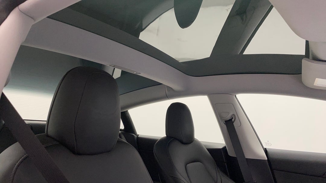 Interior Sunroof/Moonroof