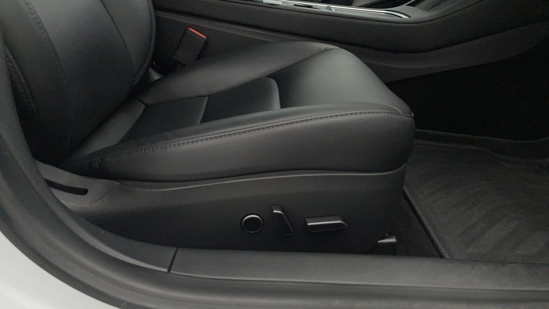 Drivers Side Adjustment Panel