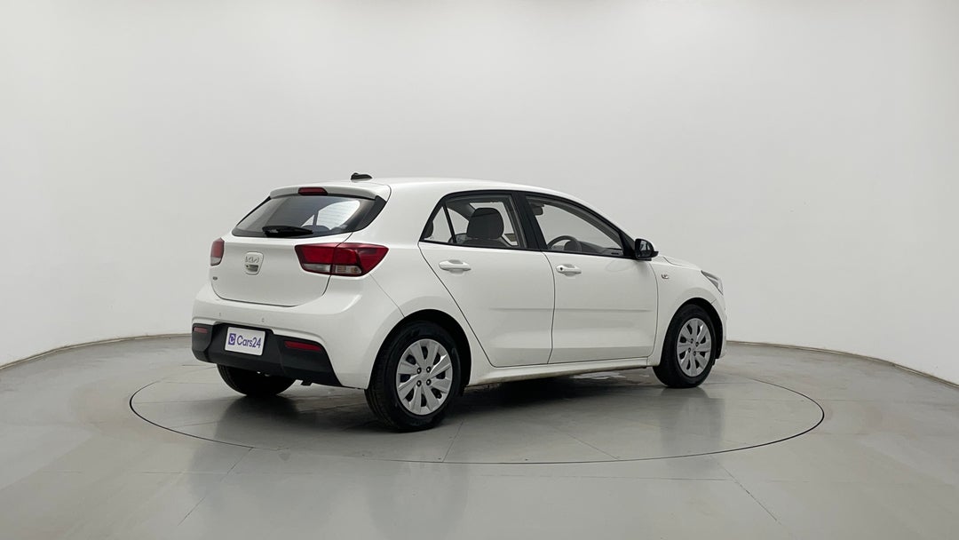 Right Back Diagonal (45- Degree) View