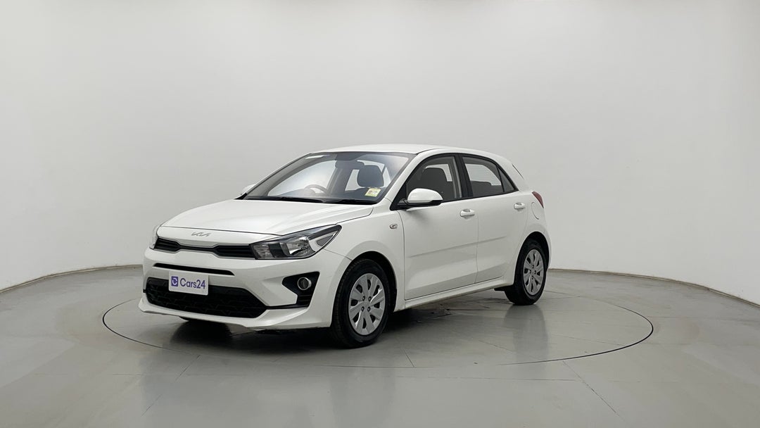 Left Front Diagonal (45- Degree) View