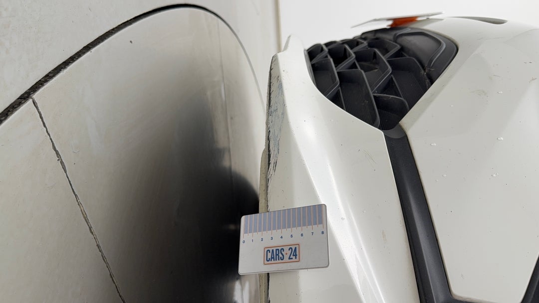 Bumper Front Scratch