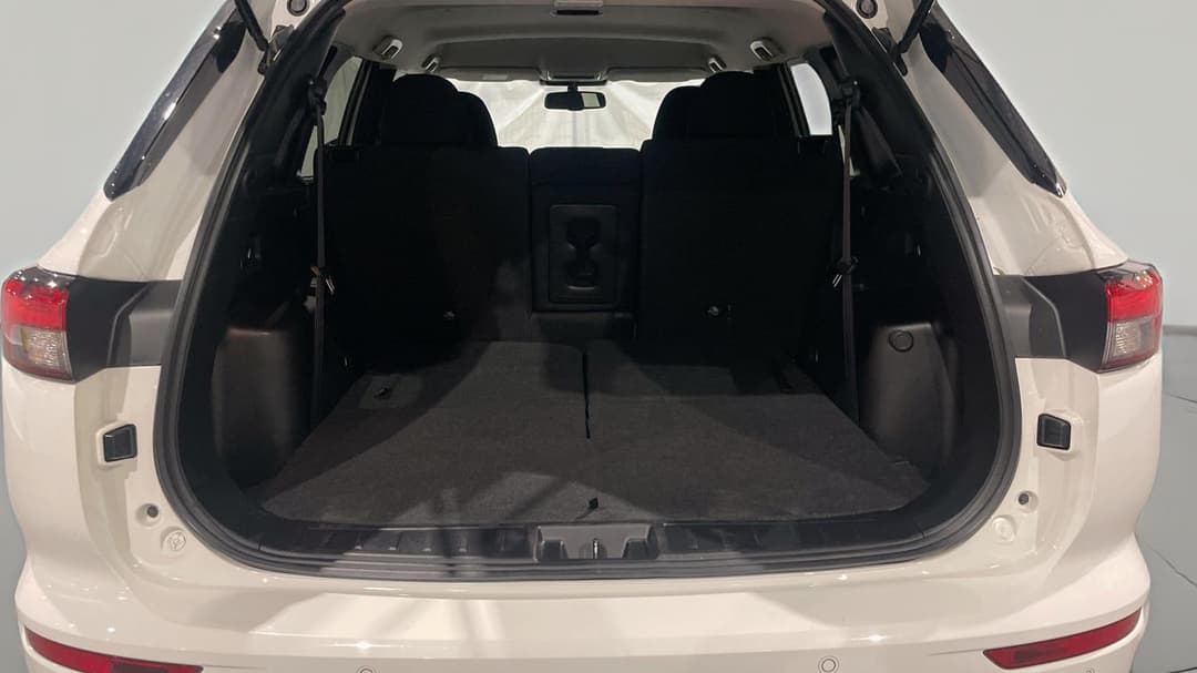 2023 Mitsubishi Outlander Ls 7 Seat (AWD), Automatic, 47740 km, Boot Inside View