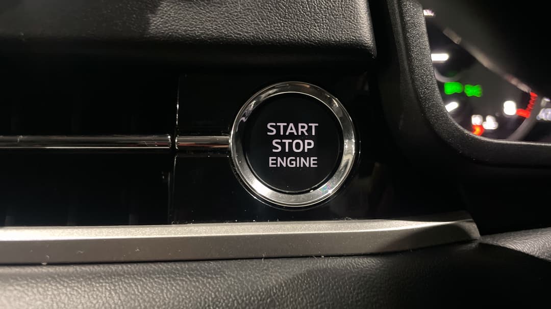 2023 Mitsubishi Outlander Ls 7 Seat (AWD), Automatic, 47740 km, Keyless / Button Start