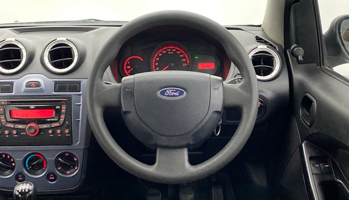2015 Ford Figo 1.2 EXI DURATEC, Petrol, Manual, 26,297 km, Steering Wheel Close Up