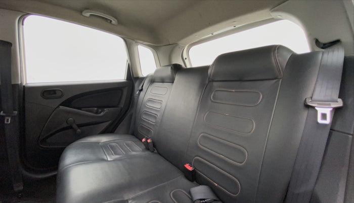 2015 Ford Figo 1.2 EXI DURATEC, Petrol, Manual, 26,297 km, Right Side Rear Door Cabin