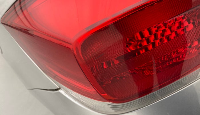 2015 Honda Amaze 1.2 SX MT I VTEC, Petrol, Manual, 79,917 km, Left tail light - Minor damage