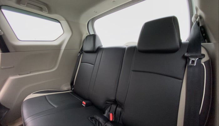 2018 Mahindra MARAZZO M2 8 STR, Diesel, Manual, 31,268 km, Third Seat Row ( optional )