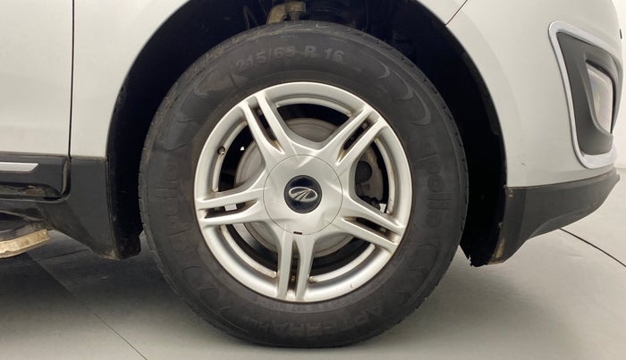 2018 Mahindra MARAZZO M2 8 STR, Diesel, Manual, 31,268 km, Right Front Wheel