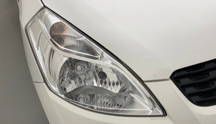 2013 Maruti Ertiga VXI, Petrol, Manual, 88,908 km, Right headlight - Headlight parking bulb fused