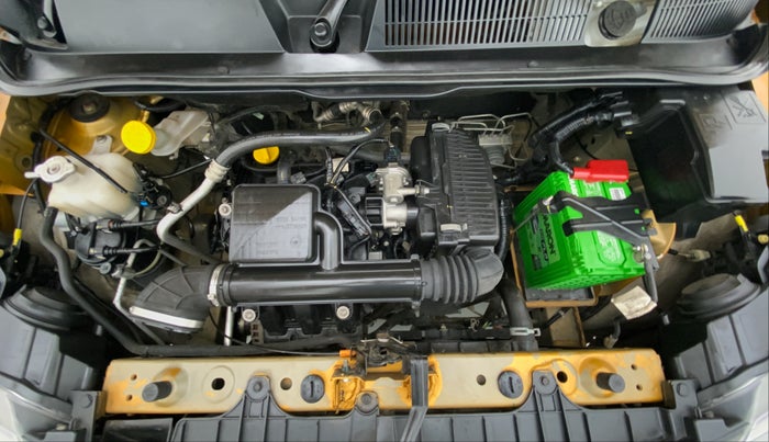 2019 Renault TRIBER 1.0 RXL PETROL, Petrol, Manual, 30,239 km, Open Bonet
