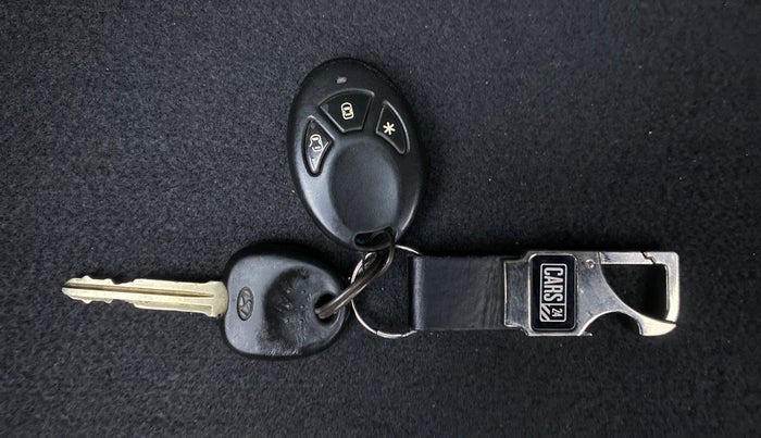 2016 Hyundai Eon ERA PLUS, Petrol, Manual, 32,814 km, Key Close Up