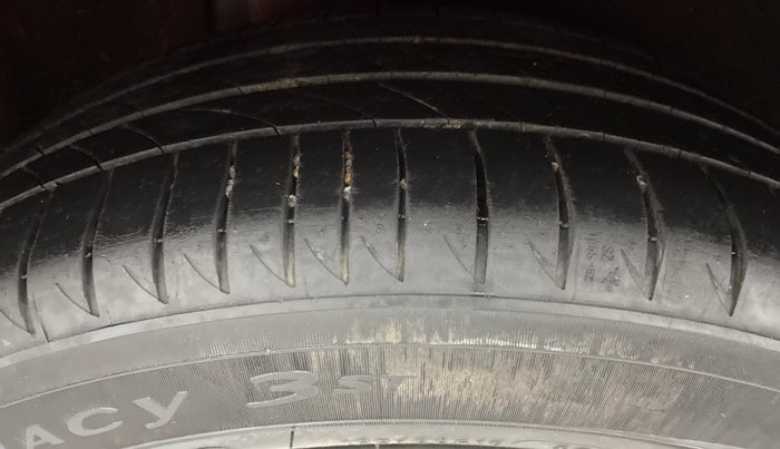 2016 Maruti Baleno ALPHA 1.2 K12, Petrol, Manual, 93,191 km, Right Rear Tyre Tread