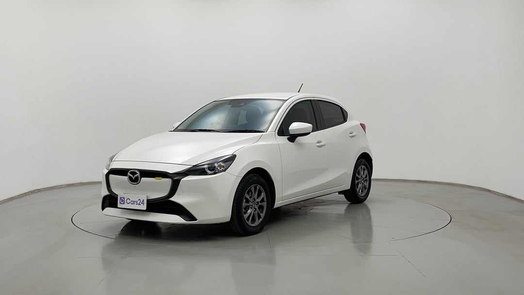 Left Front Diagonal (45- Degree) View