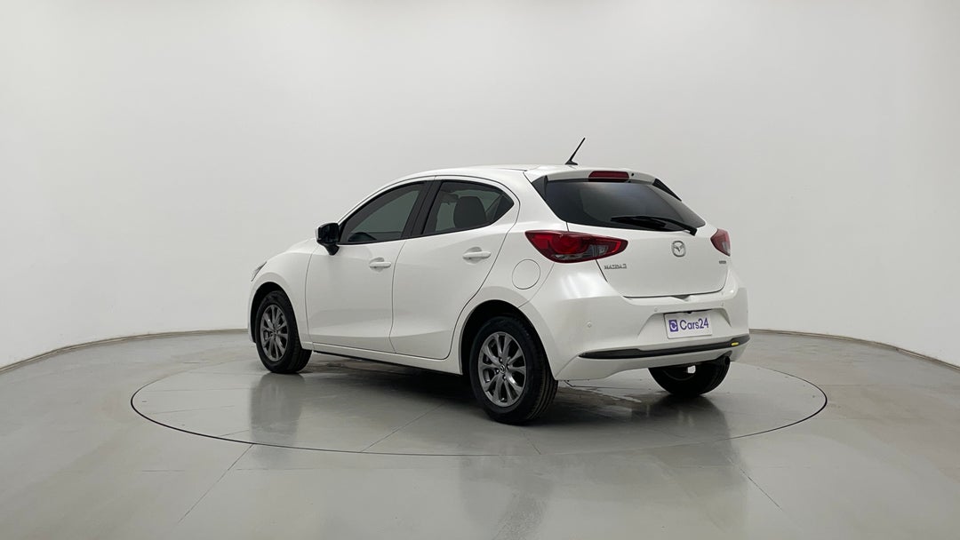 Left Back Diagonal (45- Degree) View