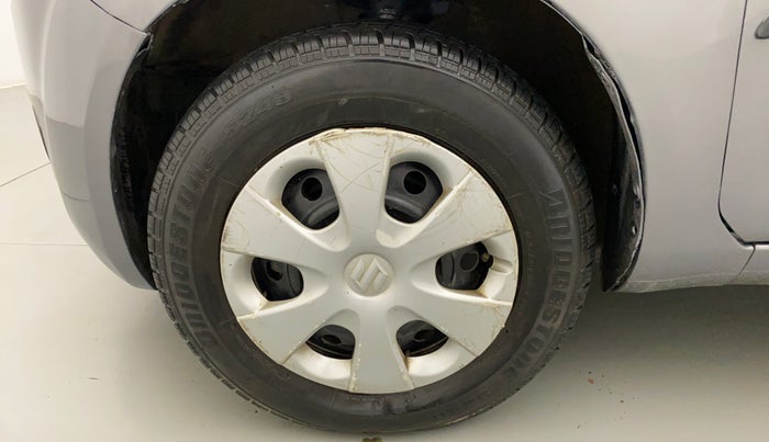 2011 Maruti Ritz VXI, Petrol, Manual, 33,438 km, Left Front Wheel