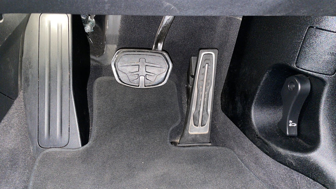 Pedals and Footmat