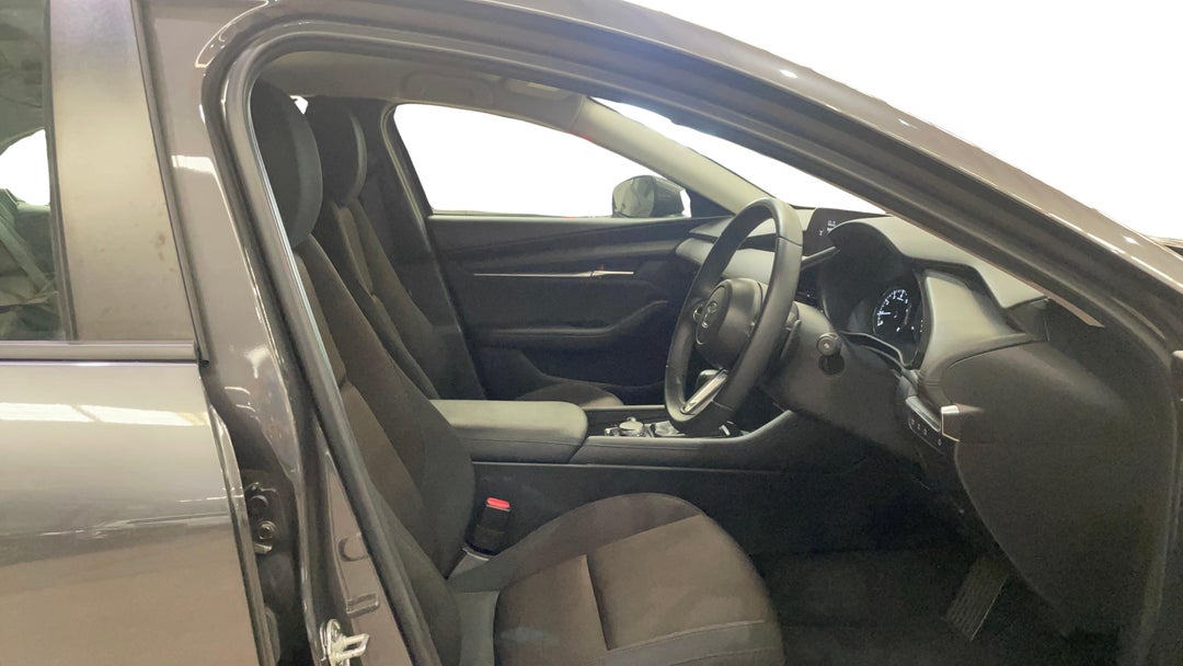 2020 Mazda 3 G20 Evolve, Automatic, 94307 km, Right Side Front Door Cabin View