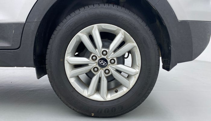 2017 Hyundai Creta 1.6 SX PLUS PETROL, Petrol, Manual, 26,957 km, Left Rear Wheel