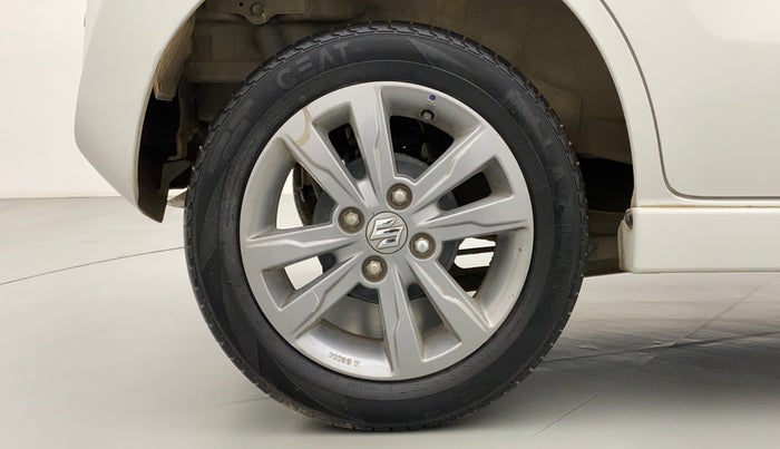 2014 Maruti Wagon R Stingray VXI, Petrol, Manual, 54,124 km, Right Rear Wheel