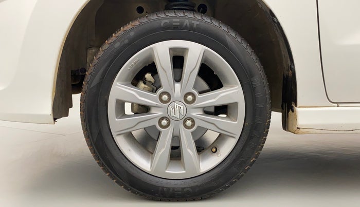 2014 Maruti Wagon R Stingray VXI, Petrol, Manual, 54,124 km, Left Front Wheel