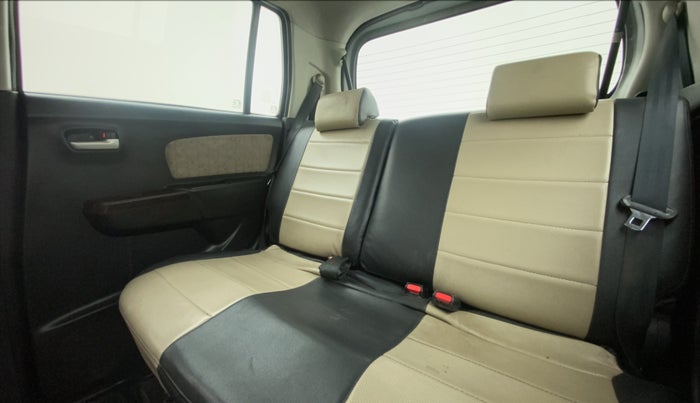 2016 Maruti Wagon R 1.0 VXI, Petrol, Manual, 37,593 km, Right Side Rear Door Cabin