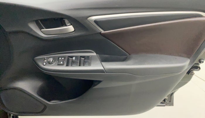2017 Honda WR-V 1.2L I-VTEC VX MT, Petrol, Manual, 62,305 km, Driver Side Door Panels Control